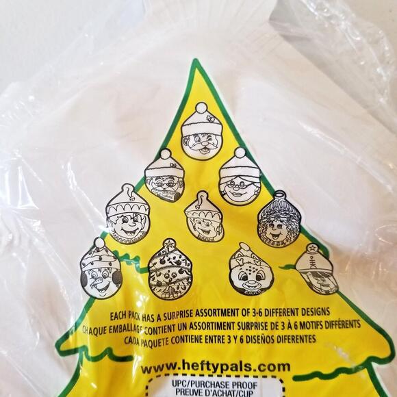 Hefty Merry Pals Paper Plates Assorted Santa Elf, Nutcracker Vintage 2 Packages - Picture 3 of 11